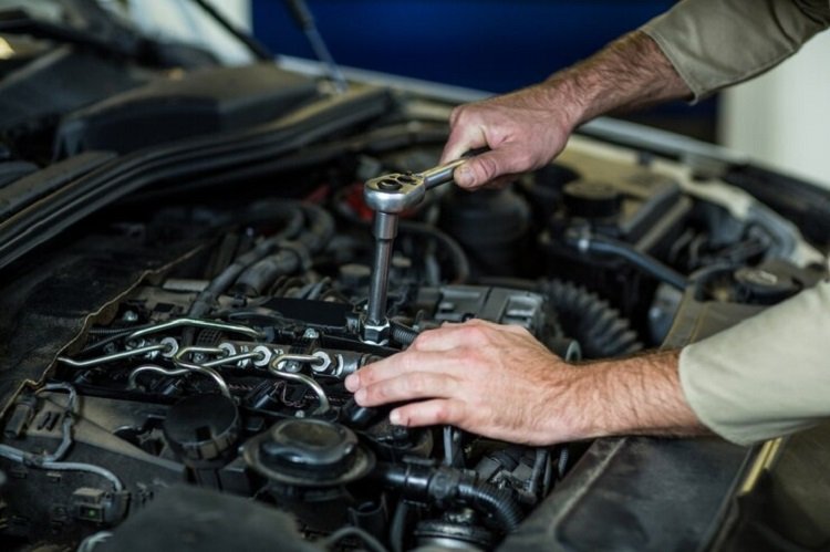 How to Maintain Your Car's Engine